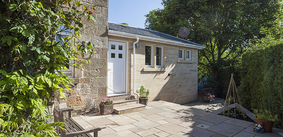 Terregles_ave__contemporary_extension_014_hero